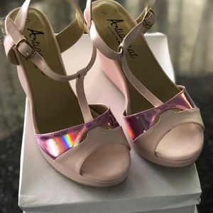 Women’s open toe shoes